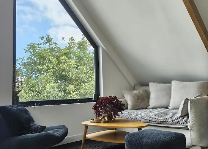 Hébergement de vacances Designer With Seine Valley Views *